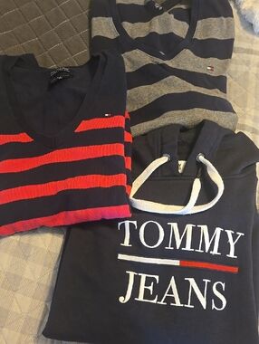 Tommy Jeans Navy Hoodie with Striped Tops